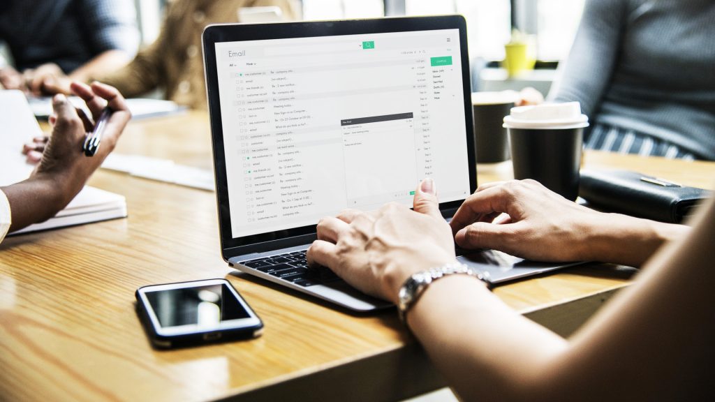 How to increase conversions of an e-mail form